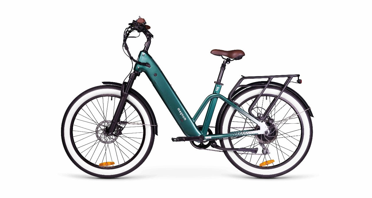 Magnum Pilot Hub Electric Bike