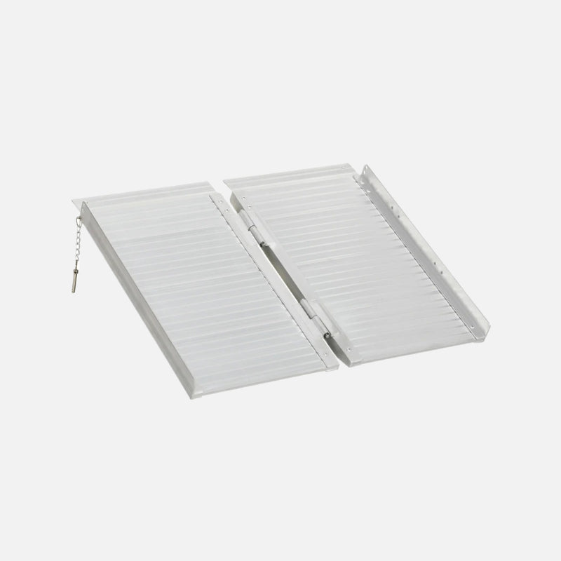 Homcom 2ft Foldable Handicap Ramp Textured Aluminum 600lb Capacity Silver